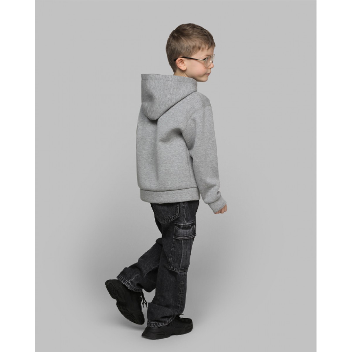 Neoprene hoodie with embossed tag