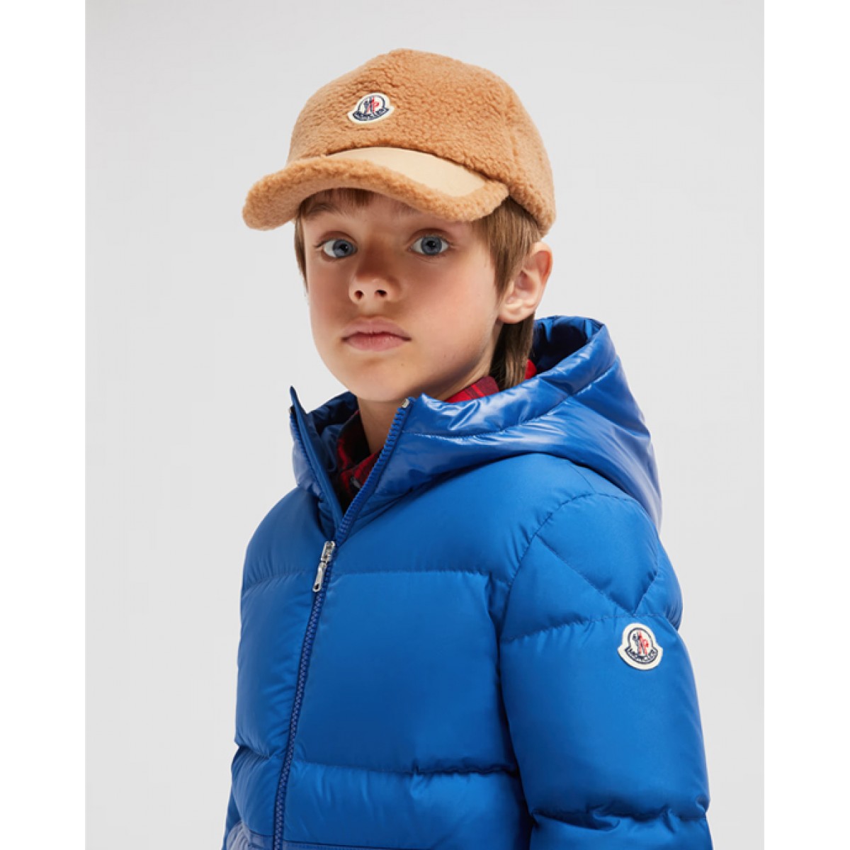 Plush baseball cap in beige