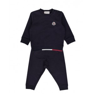Sweatshirt and joggers outfit set