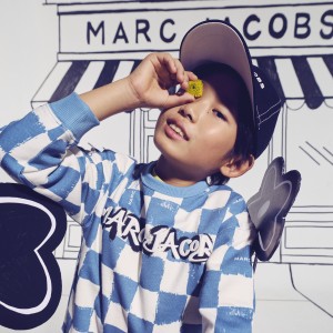 Boys’ blue and white cotton sweatshirt with checkered pattern
